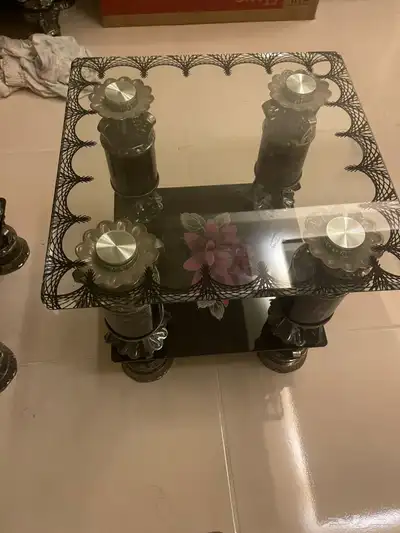 فريزر ومدخل استقبال وتسريحه وكمودينه طاولات تقديم وثريا 21