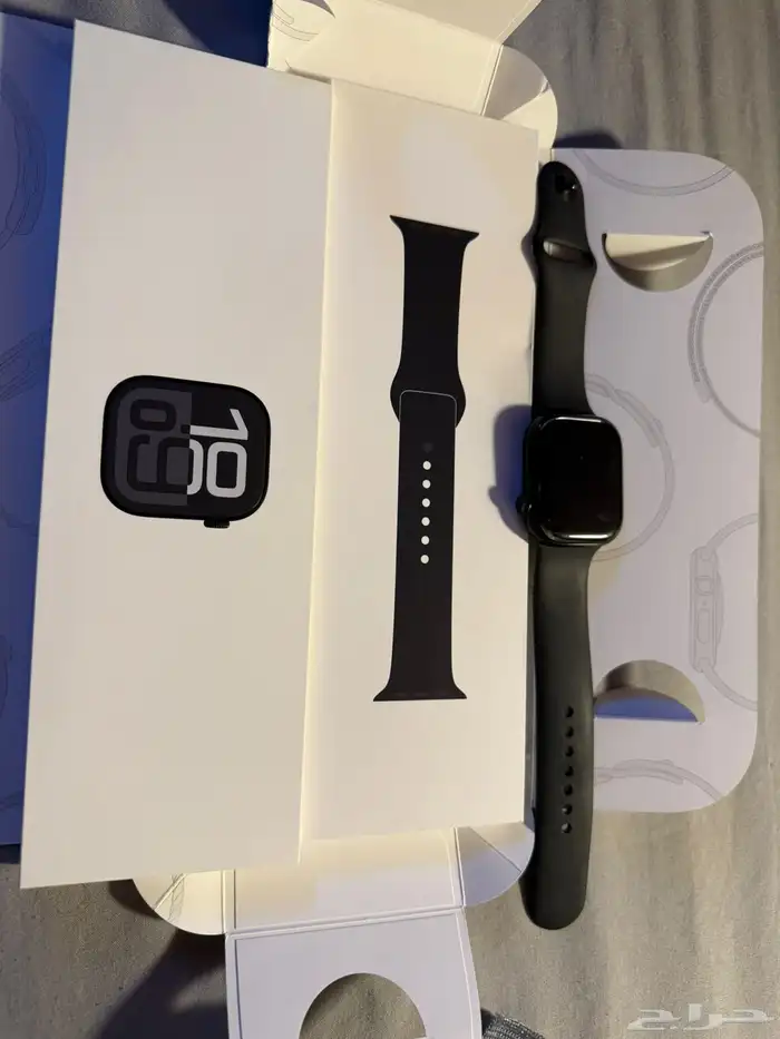 Apple watch 10 series GPS cellular 46mm Aluminium black 0