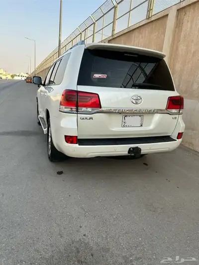 لاندكروزر رقم 2 ديزل 2021 0