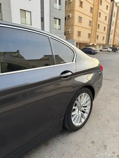 بي ام دبليو 520i 2014 9