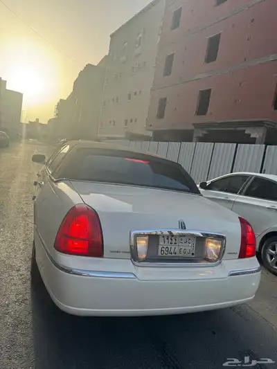 لنكولن تاون كار 6