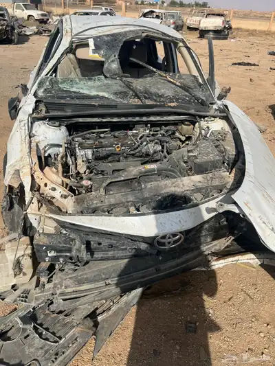 كامري للبيع مديل 2022علي حادث مروري البيع تشليح قطاع غيار 0