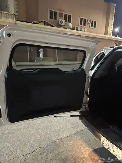سياره فورد ايكو سبورت 5