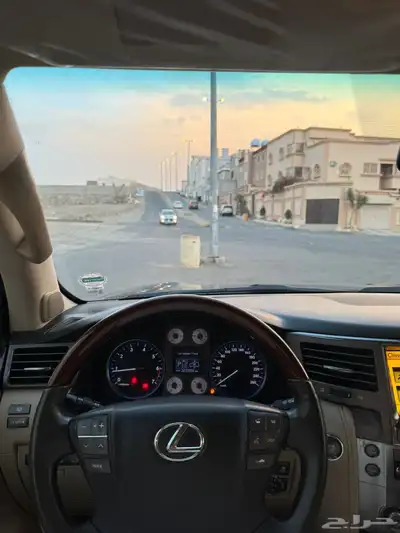 لكزس LX 2011 فل كامل DD 17
