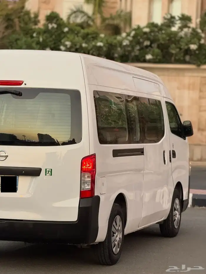 نيسان أورفان ركاب موديل 2020 ديزل البيع 75000 الف 13