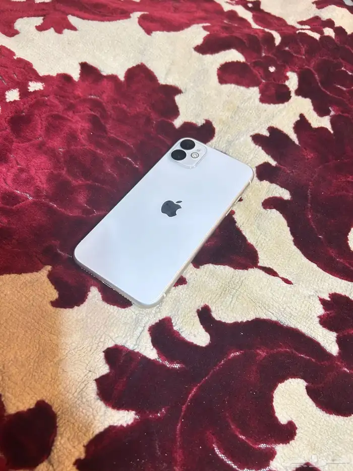 آيفون 11 3
