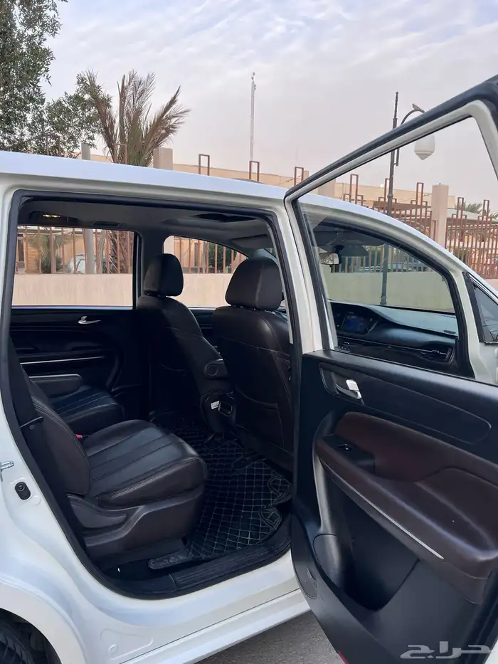 فان عائلي جاك وكيله الجميح 16