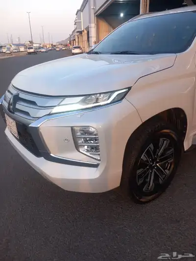 مستوبيشي مونتيرو 2022 فل 3