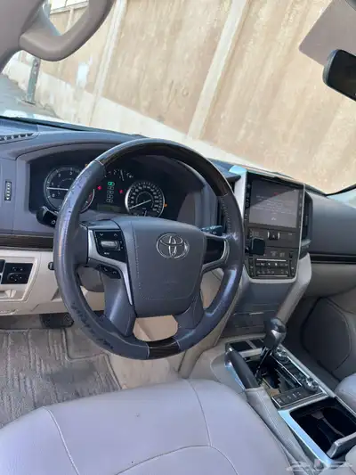 لاندكروزر رقم 2 ديزل 2021 4