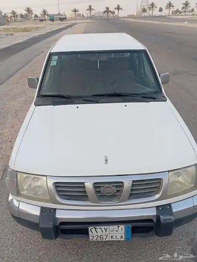 نيسان ددسن 2001 7