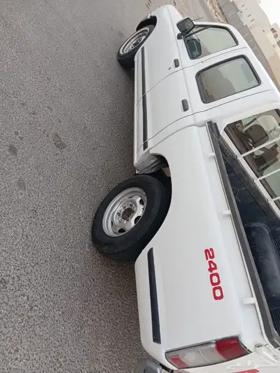 نيسان ددسن 2001 3