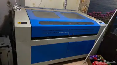 جهاز ليزر قص الاكريليك و جهاز بلوتر للاستيكرات و مكبس حراري 0