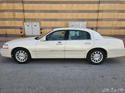 للبيع لنكولن تاون كار 2007 7