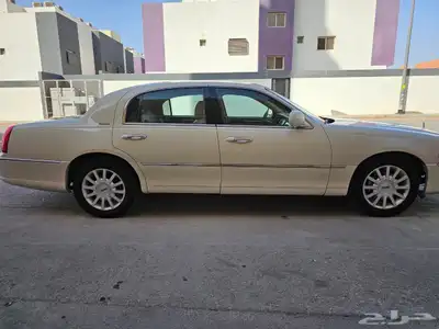 للبيع لنكولن تاون كار 2007 6