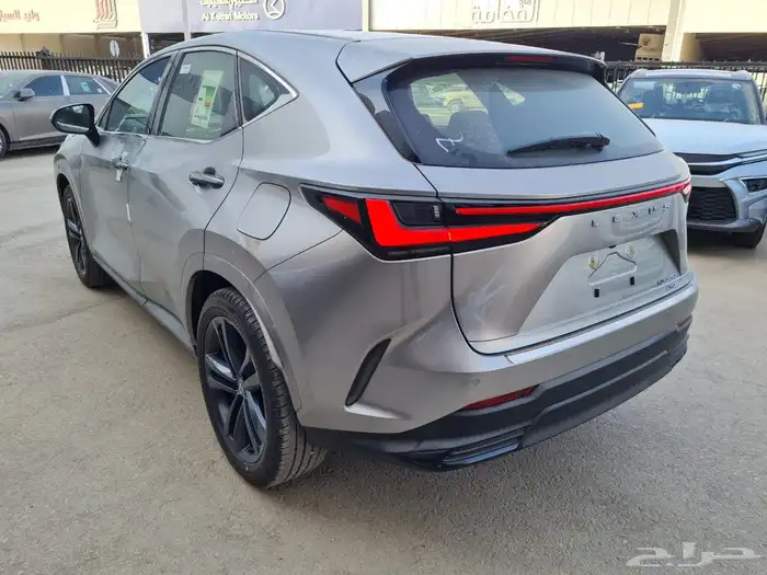 لكزس NX350 فئة AA ستاندر - موديل 2025 وكالة 7