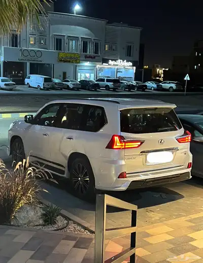 لكزس 2018 فل كامل سبورت سعودي 5