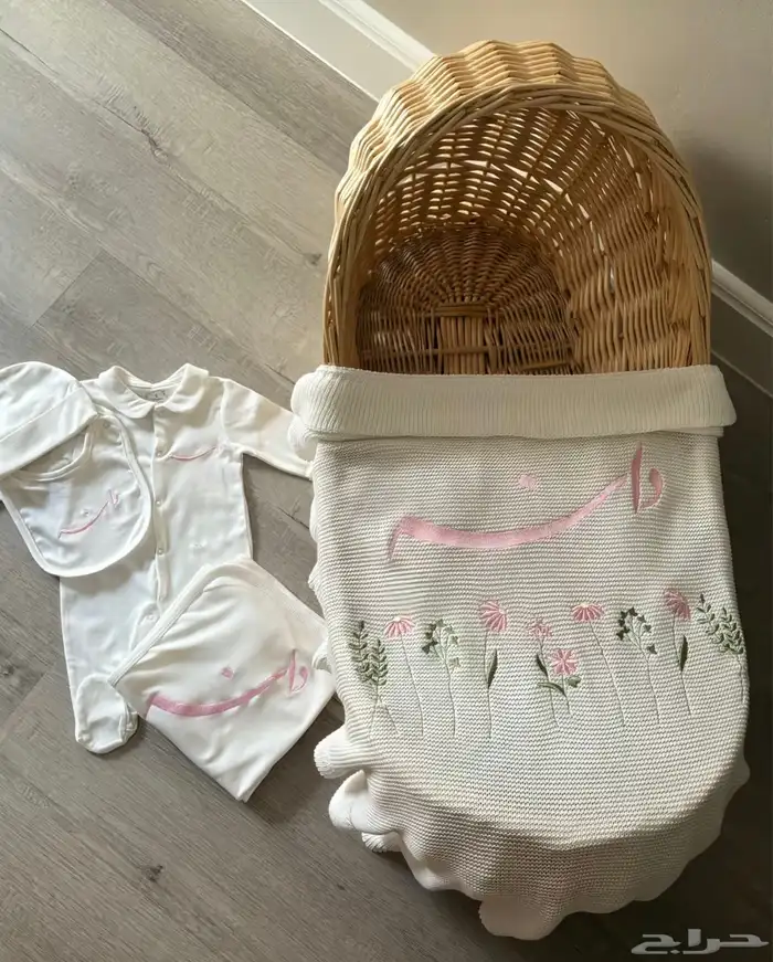 تطريز حسب الطلب لجميع الاشكال 6