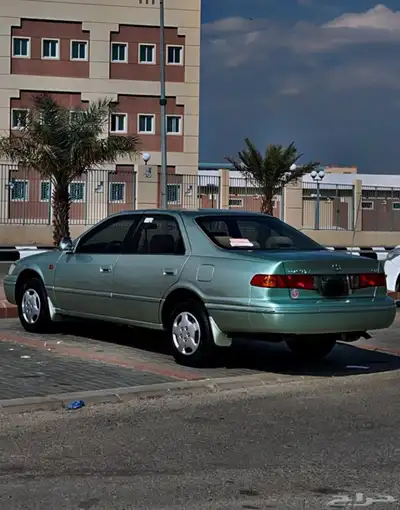 للبيع كامري 2002 جي ال اي 2