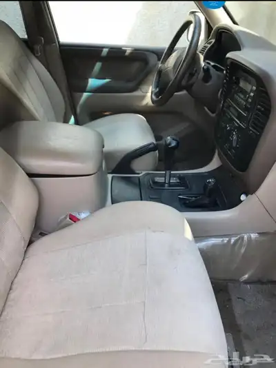 لاندكروزر في اكس آر مخزن 1