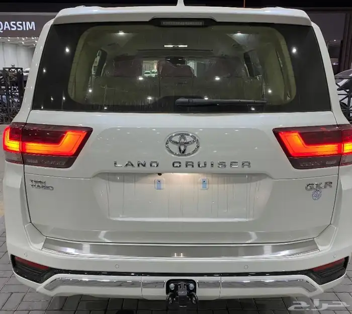 جي اكس ار 2025 ابيض L4 3