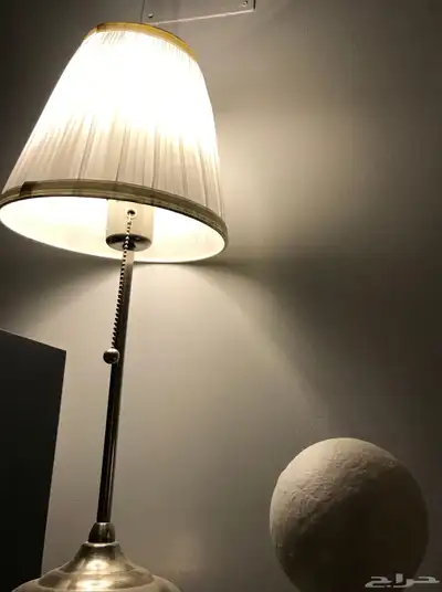 مكتب وابجورات من ايكيا 0