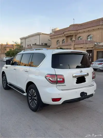 نيسان بلاتينيوم 2019 فل كامل سعودي ممشى قليل . 5