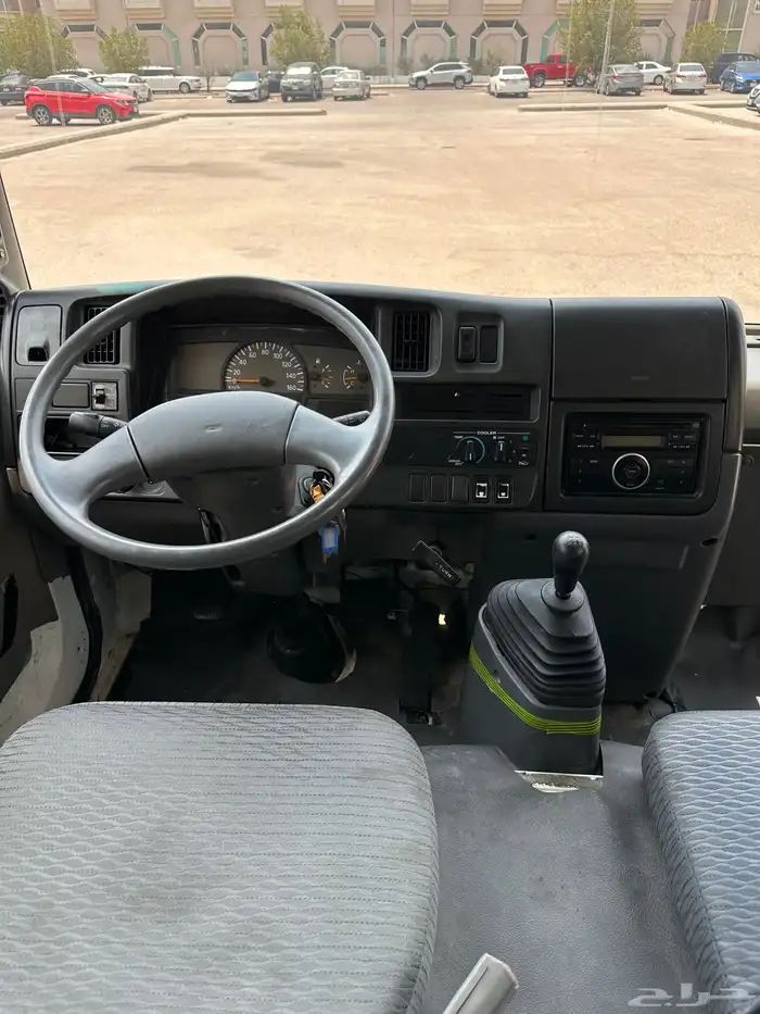 باص كوستر نيسان 30 راكب ديزل مخزن 36