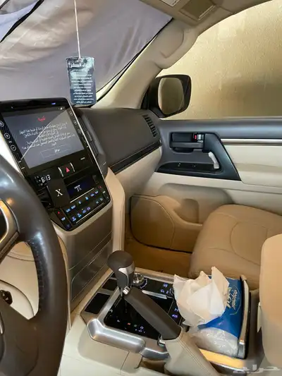 لاندكروزر v6 GXR 2020 11