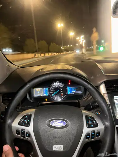 فورد ايدج نظيف موجوده في الباحه 0