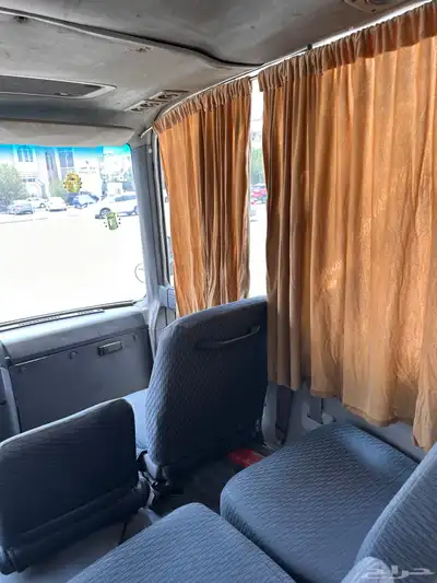 باص كوستر نيسان 30 راكب ديزل مخزن 32