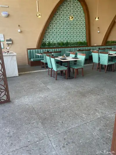 مطعم راقي للتقبيل 1