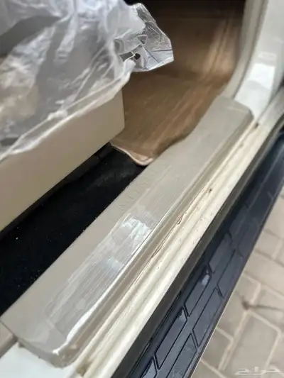 ميتسوبيشي باجيرو مخزن بحالة المصنع 24