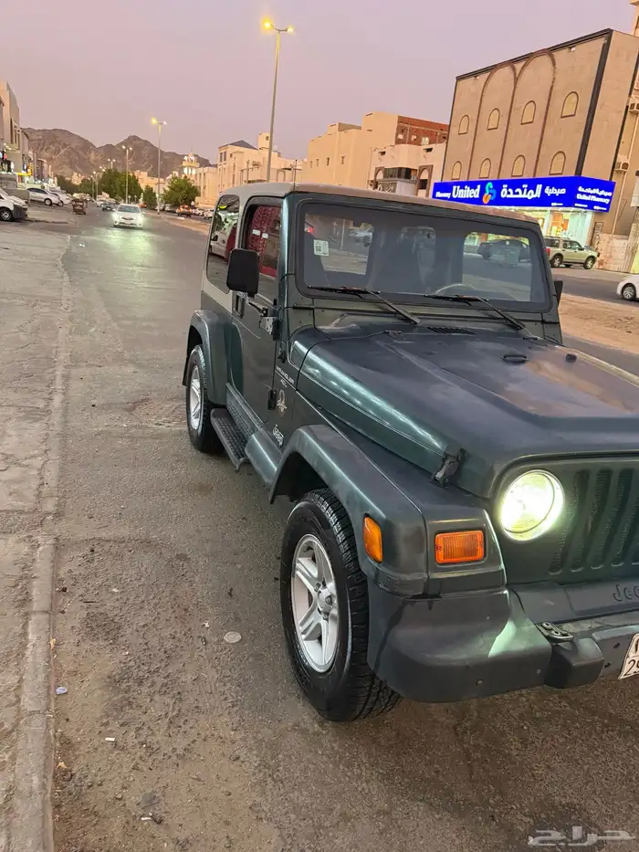 جيب شروكي رانجلر 2
