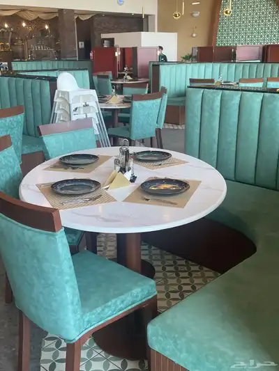 مطعم راقي للتقبيل 2