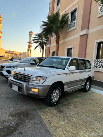 جيب لاندكروزر 2003 قير عادي 1