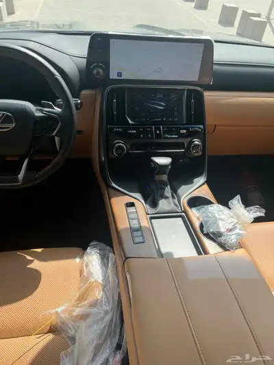 لكزس LX600 موديل 2024 فئةBB شبه الجديد 11