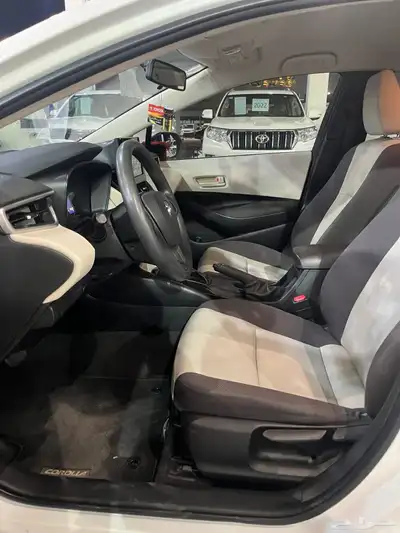 نبيع تويوتا كورولا 2022 سعودي بدي وكاله 1500cc ابيض لؤلؤي 3