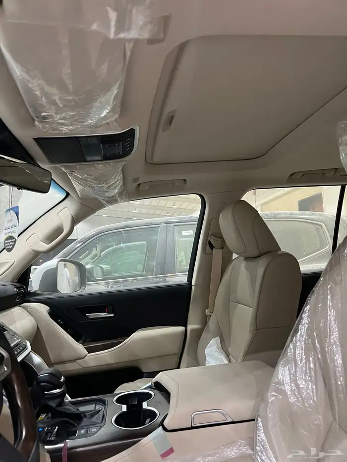لاندكروزر 2025 L5 ( S ) سعودي كاش   اقساط 17