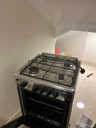 فرن أربع عيون نظيف جدا 1