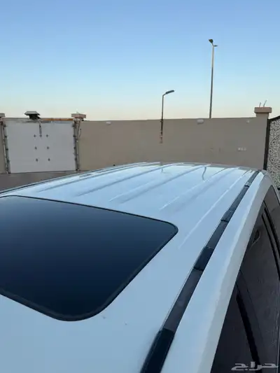 للبيع لاندكروزر جي اكس ار 8
