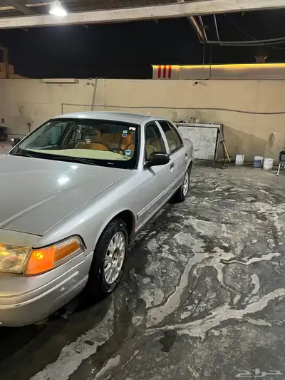 فورد فكتوريا 2003 13