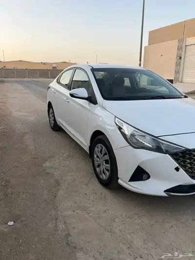 للبيع اكسنت 2022 2