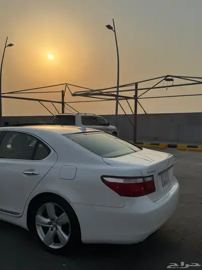لكزس2009 16