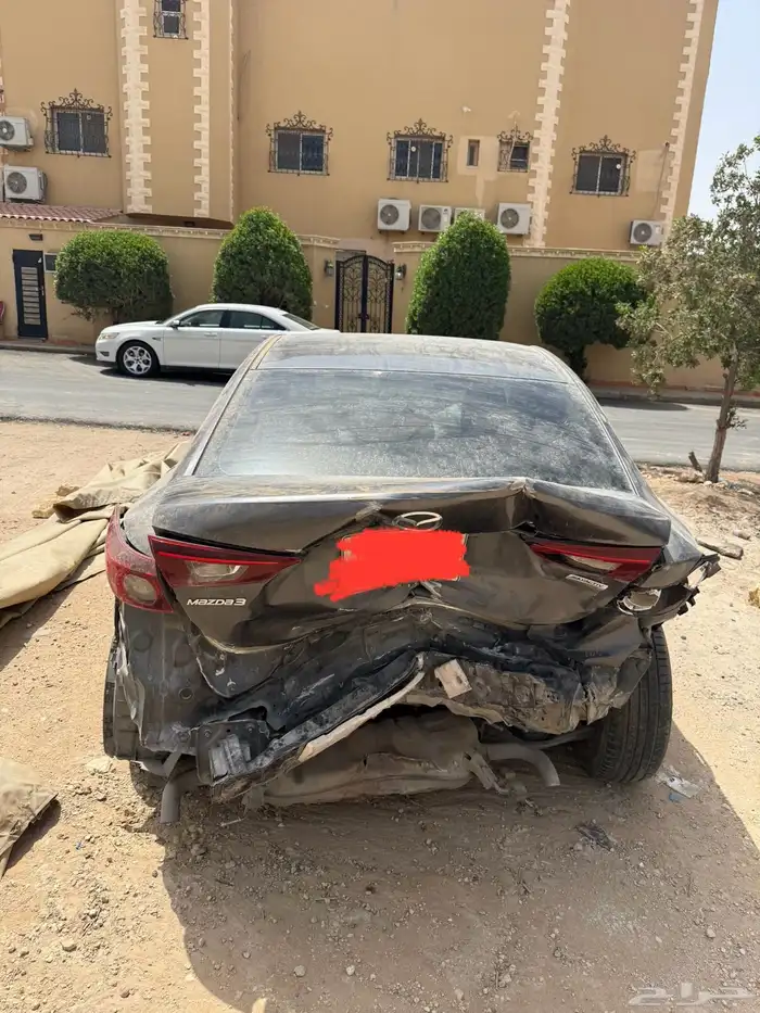 مازدا 3 2019 مصدوم 3