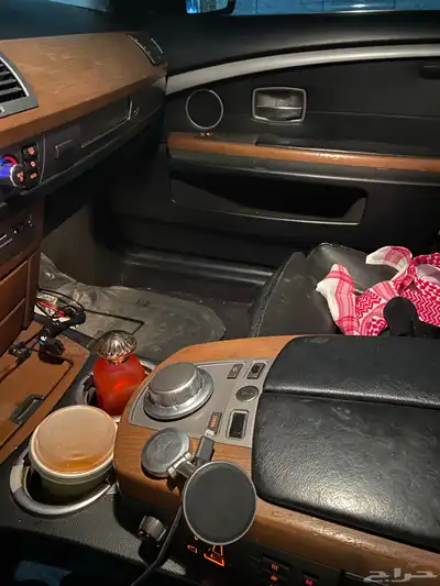 بي إم دبليو 750i 2007 7