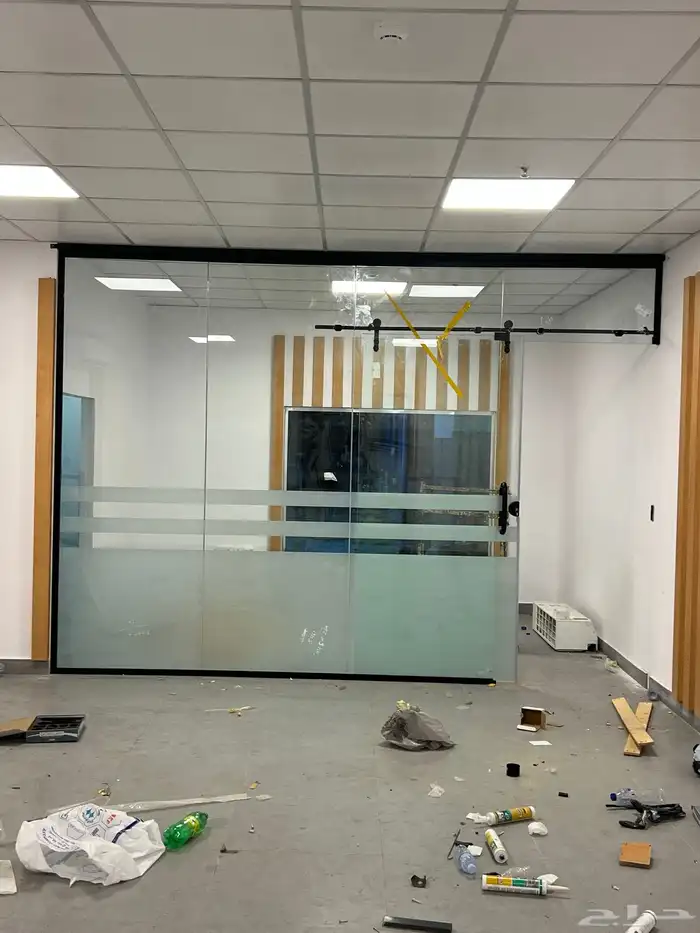 باب ليزر شباك المنيوم دربزين استيل 11