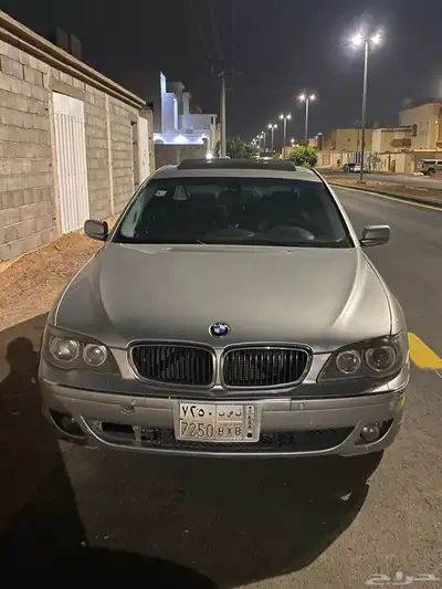 بي إم دبليو 750i 2007 5