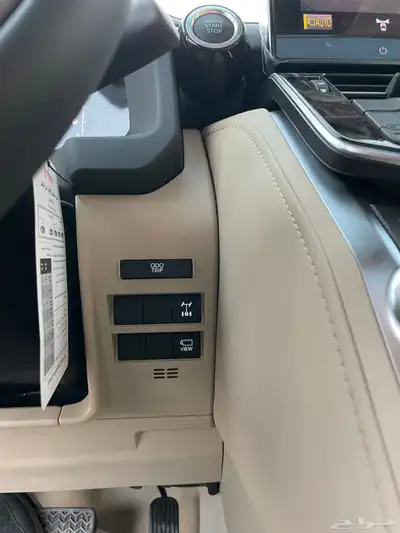 تويوتا لاند كروزر 2025 GXRL4 سعودي(بنزين)3.5L 17