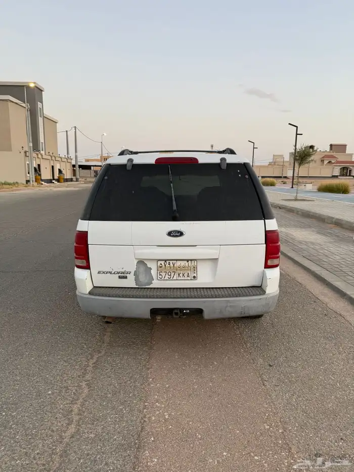 للبيع اكسبلور 2002 3