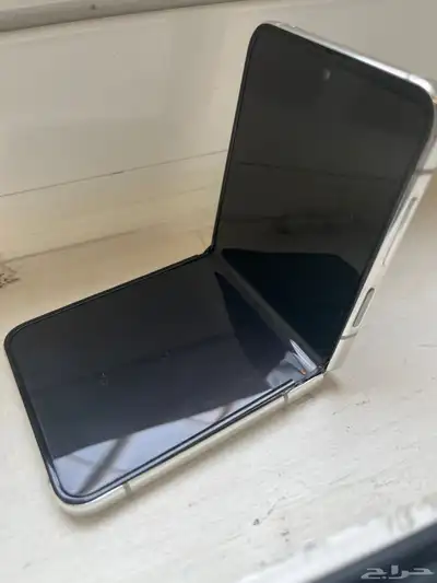 جوال جالكسي زد فليب Samaung Galaxy Z Flip 5 1